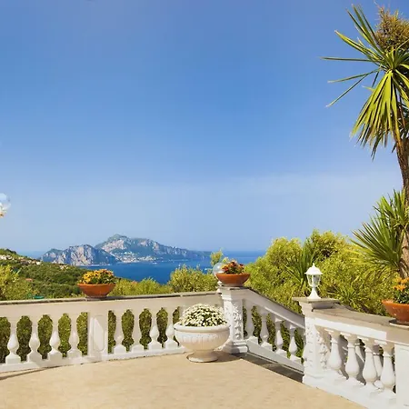 Vila Giulia *